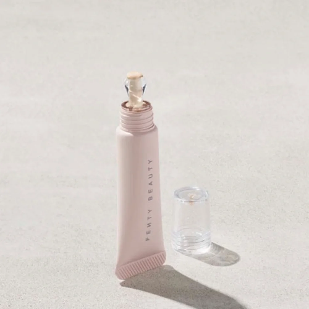 Fenty Bright Fix Eye brightener- Golden Ivory 10ml & Yensa Skin on Skin Sponge